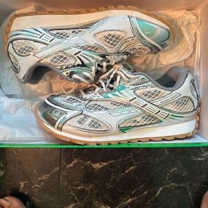 Bottega Veneta orbit sneaker silver and white